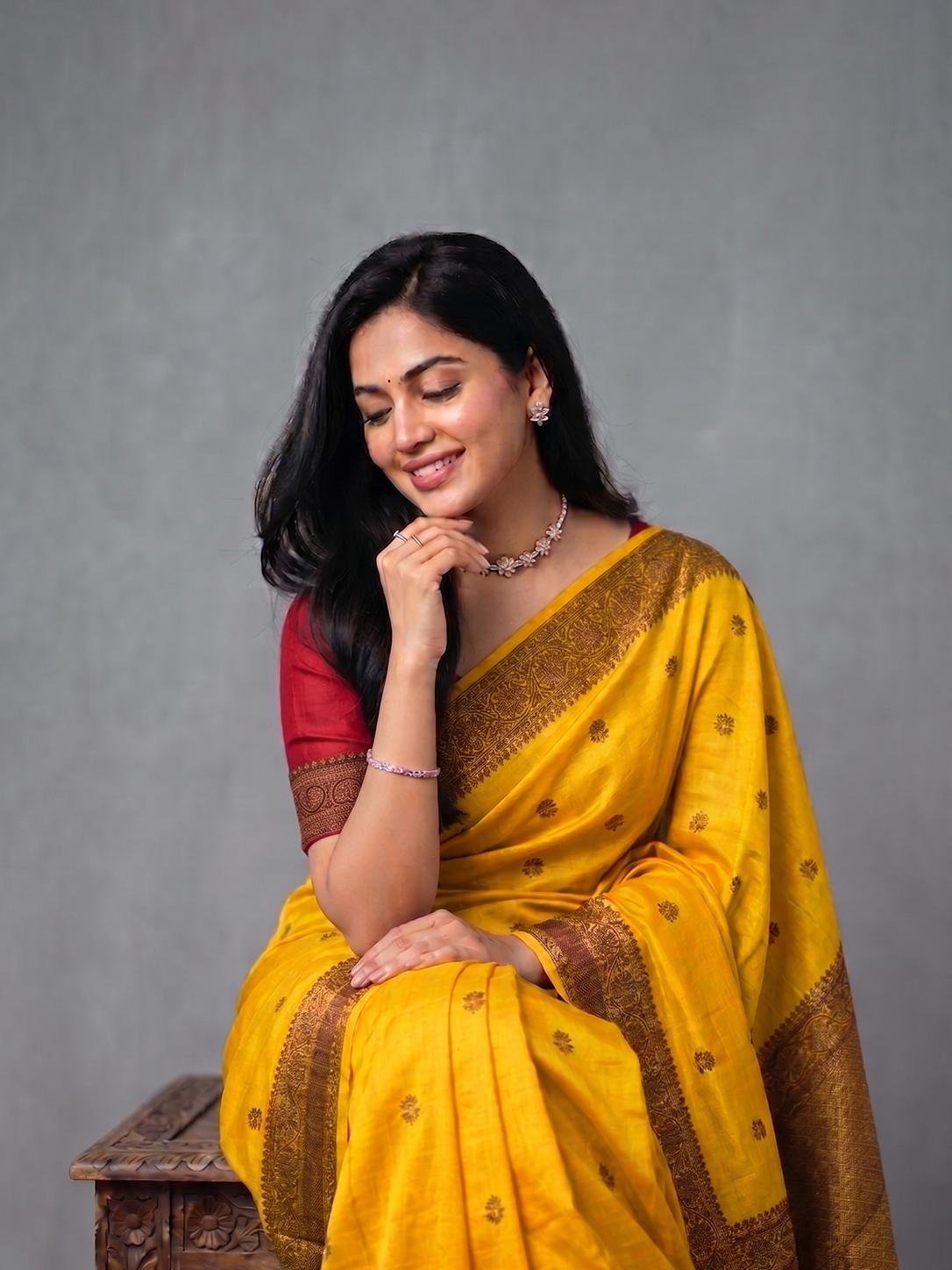 Yellow Zari-woven Raw Silk Benarasi